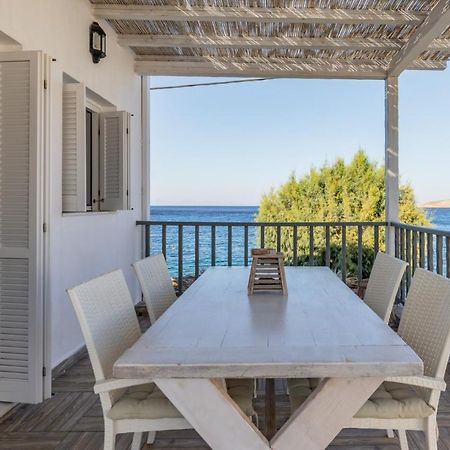 Uno Luxury Apartment With Sea View Livadia  エクステリア 写真